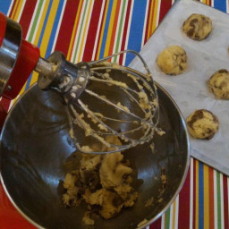 Easy to Bake Chocolate Chip Cookies for Baon