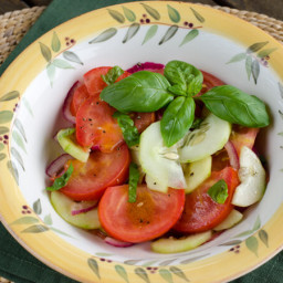 Easy Tomato Cucumber Salad