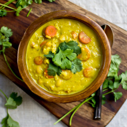 Easy Vegan Creamy Curry Rice Soup