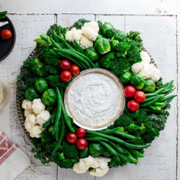 EatingWell Crudité Vegetable Wreath with Ranch Dip