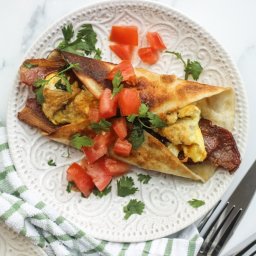 Egg Bacon and Cheese Breakfast Tacos