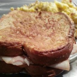 egg-gouda-grilled-cheese-sandwich.jpg