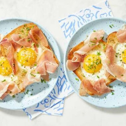 Egg-in-a-hole with Prosciutto & Parmesan
