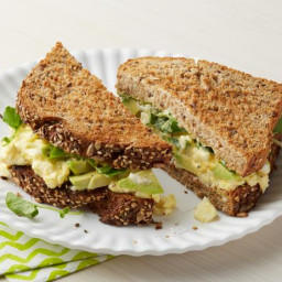 egg-salad-sandwich-with-avocado-and-watercress-1221756.jpg