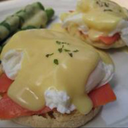 eggs-benedict-with-smoked-salmon.jpg