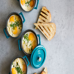 EGGS EN COCOTTE: BAKED EGGS IN RAMEKINS WITH SPINACH AND PANCETTA