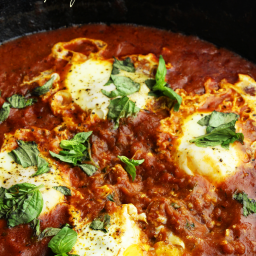 Eggs in Spicy Tomato Sauce