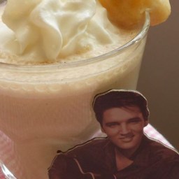 Elvis Smoothie (Almond and Banana)