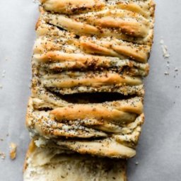 Everything Bagel Pull Apart Bread