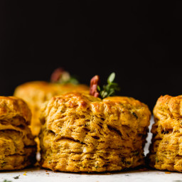 Extra Flaky Pumpkin Biscuits {with Garlic Herb Butter}