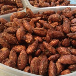 Fair-style Cinnamon Almonds