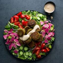 falafel-salad-with-lemon-tahin-121cc8-78435f58ce942f02107f259b.jpg