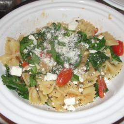 Farfalle with Tomatoes, Onions, and Spinach