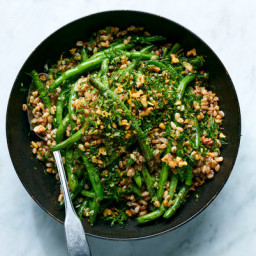Farro and Green Bean Salad With Walnuts and Dill