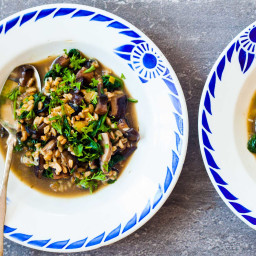 Farro, Mushroom, and Spinach Soup