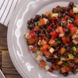 Fast & Fresh Black Bean Salad With Peppers, Tomato & Jicama