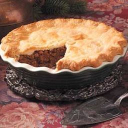 favorite-french-canadian-meat-pie-2678526.jpg