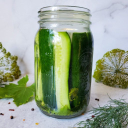 Fermented Pickles Recipe: How to Make Crunchy Brined Cucumber Pickles