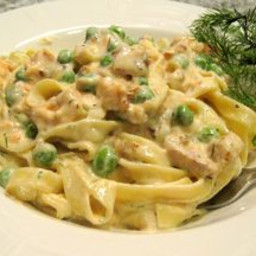 Fettuccine with a Smoked Salmon and Dill Cream Sauce