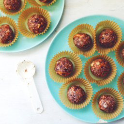 Fig and Date Energy Balls