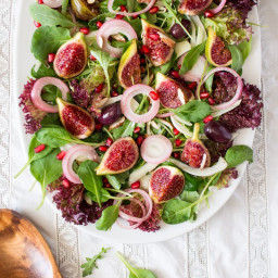 Fig and rocket salad with ouzo dressing