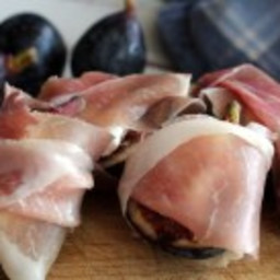 Fig, Proscuitto and Goat Cheese Bites