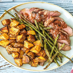 figgy-balsamic-pork-with-roasted-green-beans-and-rosemary-potatoes-2411982.jpg