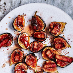 Figs with Bacon and Chile