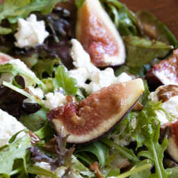 Figs with Goat Cheese Salad