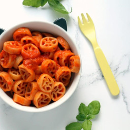 First Tomato Pasta Sauce for Babies {Iron Rich + Dairy Free}
