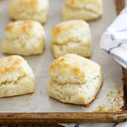 Flaky, Fluffy Southern Buttermilk Biscuits