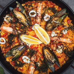 Flavorful and Easy Spanish Paella