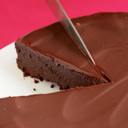 Flourless Chocolate Cake with Chocolate Glaze