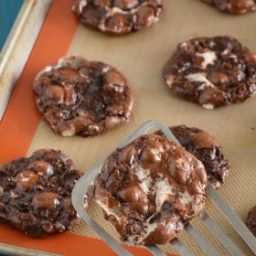 Flourless Chocolate Fudge Marshmallow Cookies
