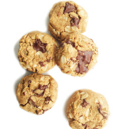 flourless-oatmeal-peanut-butter-chocolate-chip-cookies-1623946.jpg