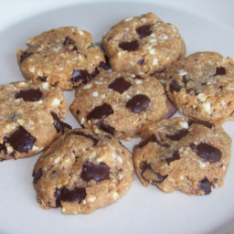 flourless-peanut-butter-chocolate-chip-cookies-1725783.jpg