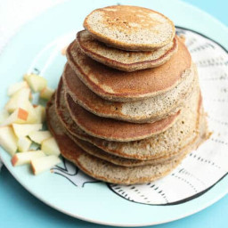 Fluffy Applesauce Pancakes to Share with the Kids