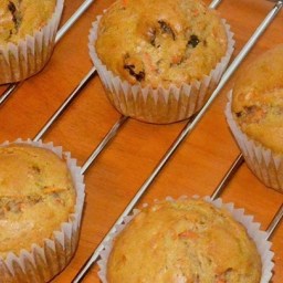 fluffy-carrot-muffins-with-cream-cheese-frosting-1311171.jpg