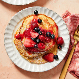 Fluffy Cottage Cheese Pancakes with Berries Are the Best Way to Wake Up