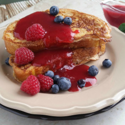 Fluffy French Toast With Raspberry Coulis