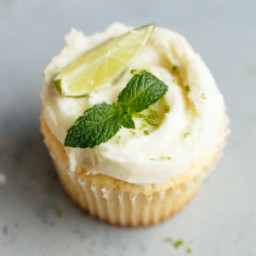Fluffy Lemon Cupcakes Recipe with Mojito Frosting