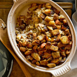 Focaccia Stuffing with Chestnuts, Bacon and Apples