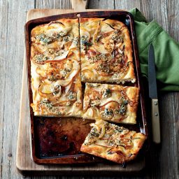 Focaccia with Caramelized Onions, Pear and Blue Cheese Recipe