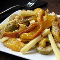 fontina-and-roasted-yellow-pepper-salad-2200979.jpg