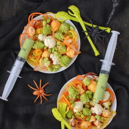 Freaky {Healthy} Halloween Salad