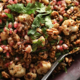 Freekeh with cauliflower, pomegranate and mint