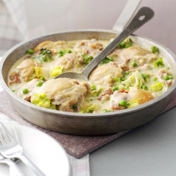 French-style chicken with peas and bacon