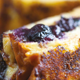 French Toast Fingers With Chocolate Hazelnut Spread and Blueberries