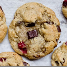 (Fresh) Cranberry Chocolate Chunk Brown Butter Cookies