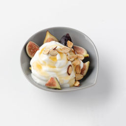 fresh-figs-with-yogurt-honey-and-nuts-2449932.jpg